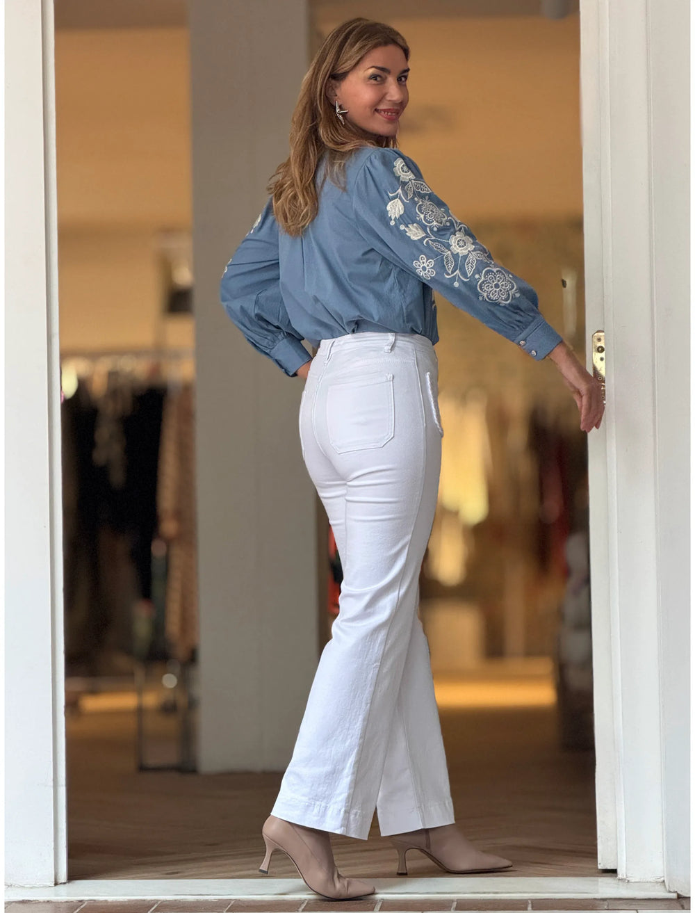 XS