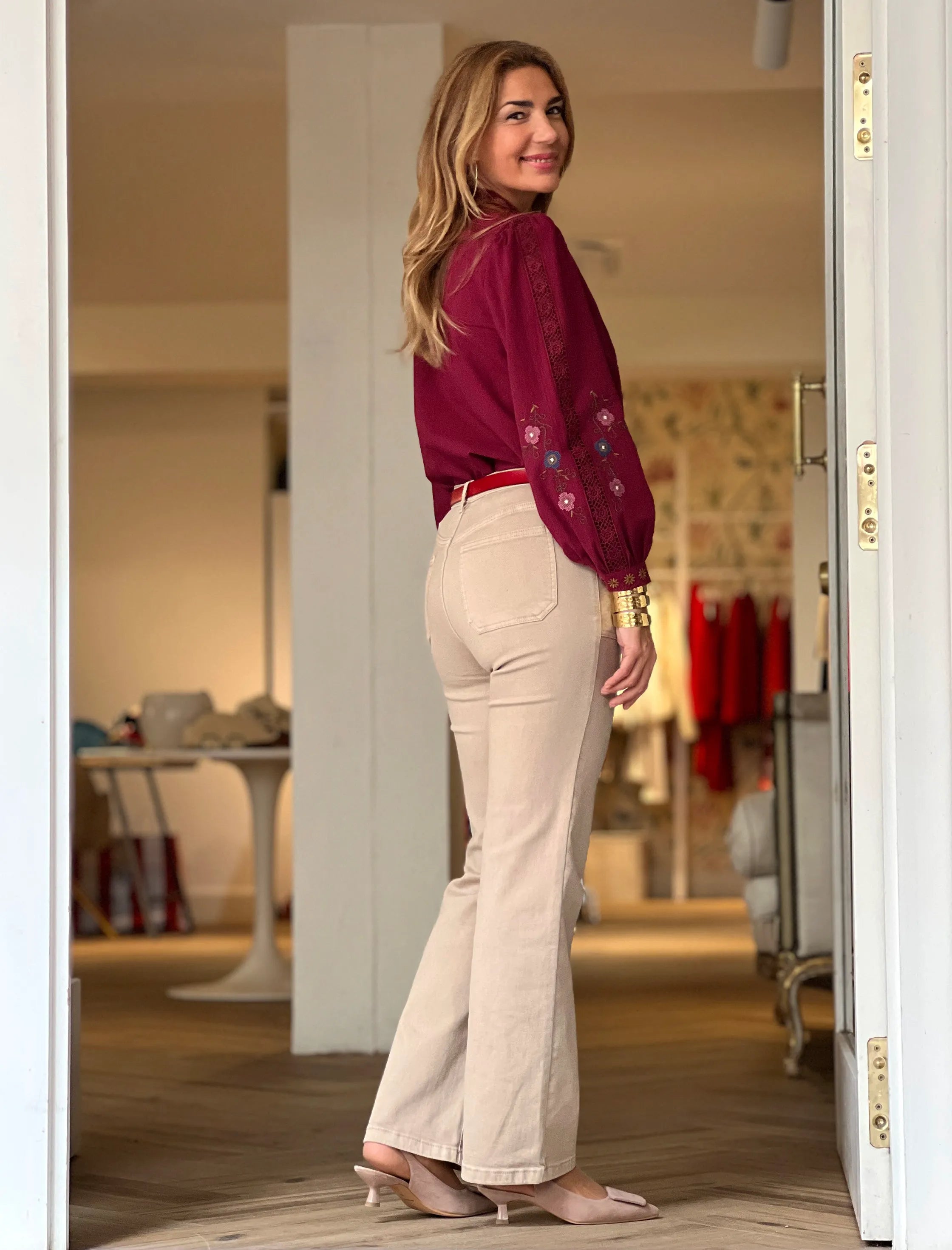 XS